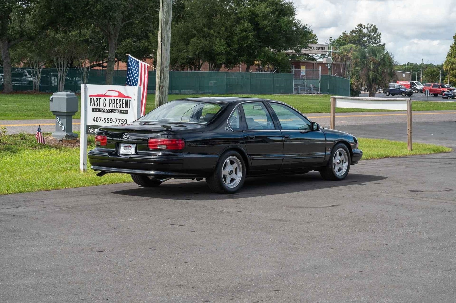Chevrolet-Impala-1995-4-Door-5