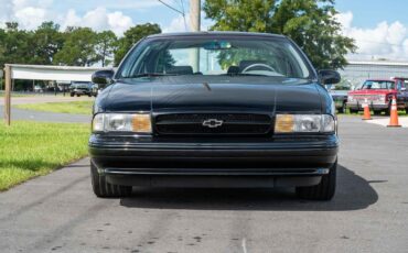 Chevrolet-Impala-1995-4-Door-9