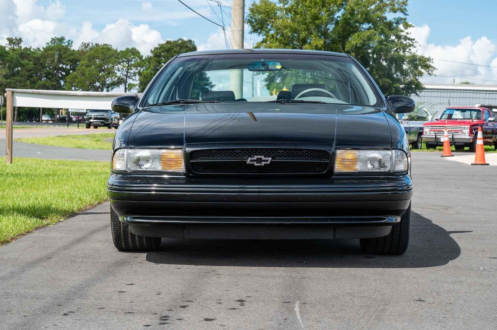 Chevrolet-Impala-1995-4-Door-9