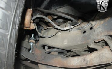 Chevrolet-Impala-1995-sedan-12