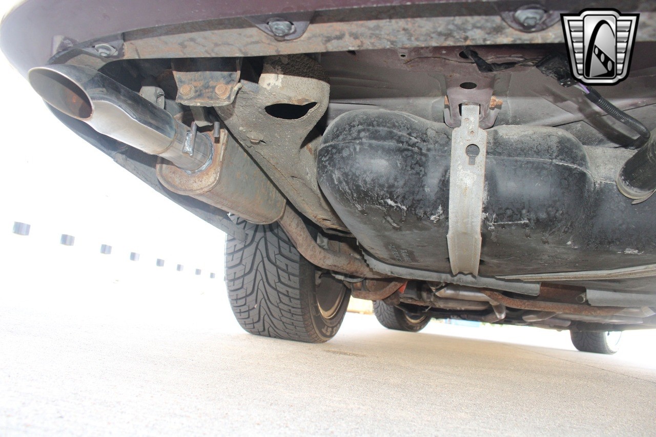 Chevrolet-Impala-1995-sedan-15