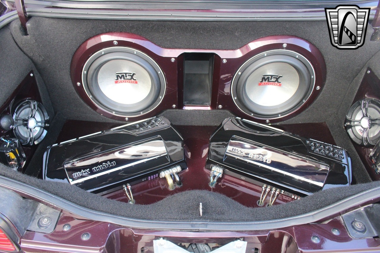 Chevrolet-Impala-1995-sedan-29