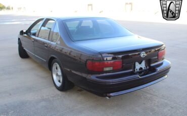 Chevrolet-Impala-1995-sedan-36