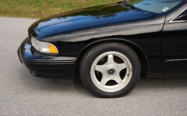 Chevrolet-Impala-1996-Sedan-10