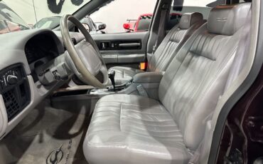 Chevrolet-Impala-1996-Sedan-12