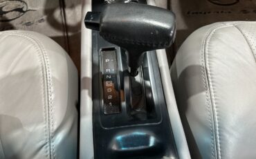 Chevrolet-Impala-1996-Sedan-15