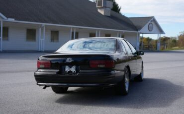 Chevrolet-Impala-1996-Sedan-22
