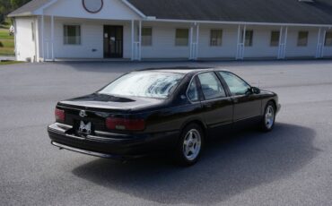 Chevrolet-Impala-1996-Sedan-4