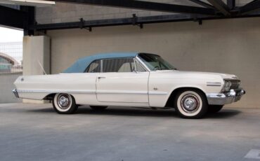 Chevrolet-Impala-ss-1963-White-Blue-8