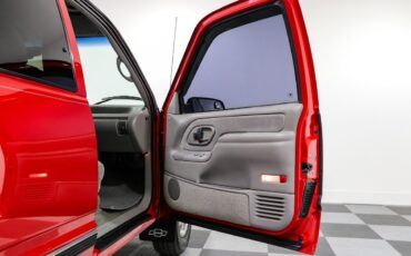 Chevrolet-K1500-1996-Pickup-Truck-19