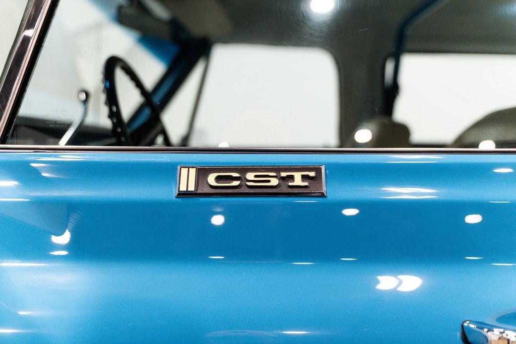 Chevrolet-K5-Blazer-CST-1971-SUV-1