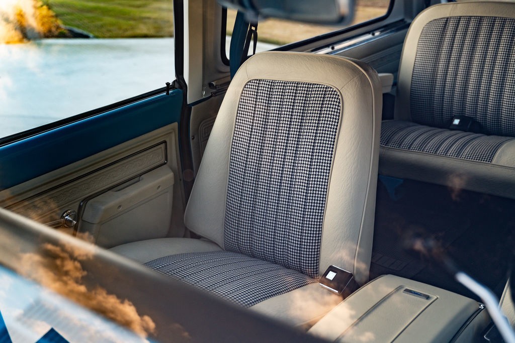 Chevrolet-K5-Blazer-CST-1971-SUV-8