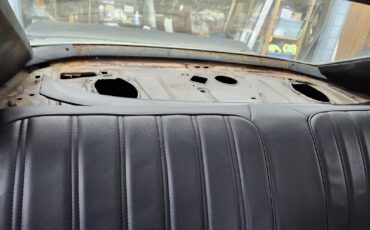 Chevrolet-Malibu-1975-Sedan-12