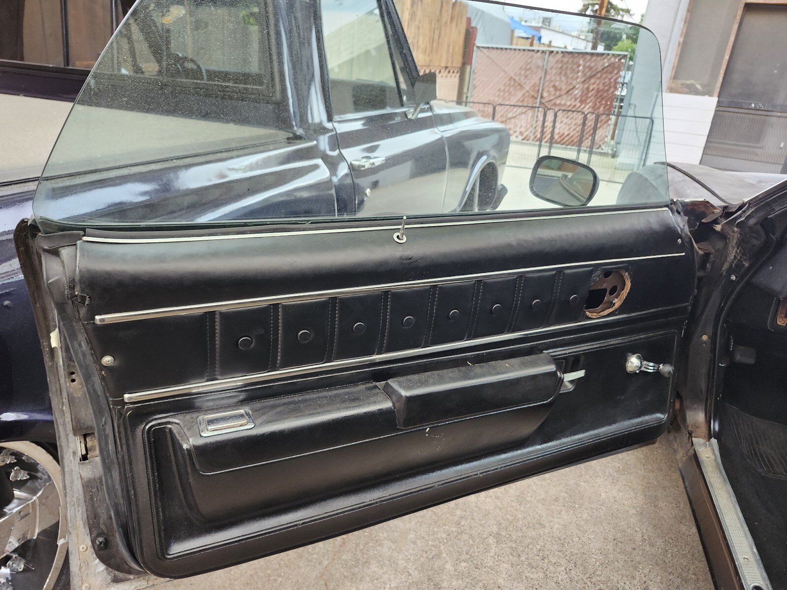 Chevrolet-Malibu-1975-Sedan-13