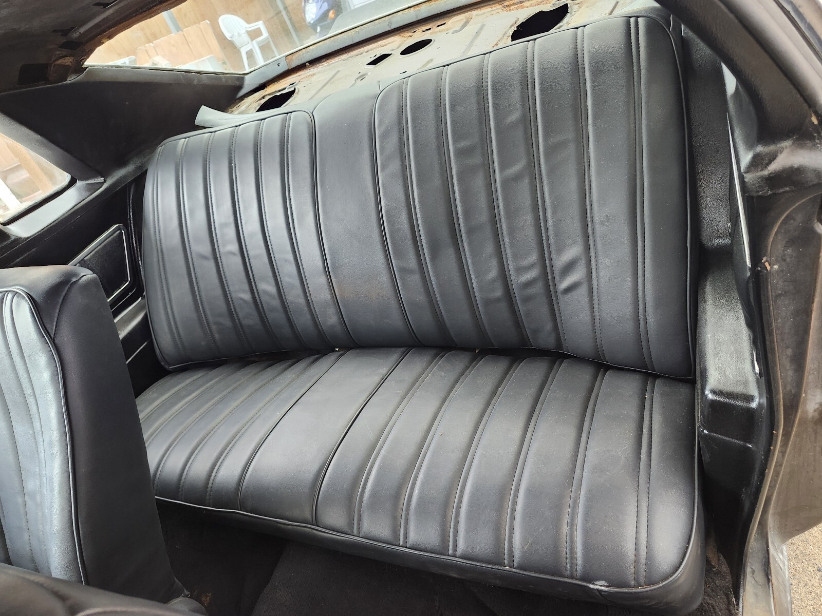 Chevrolet-Malibu-1975-Sedan-15