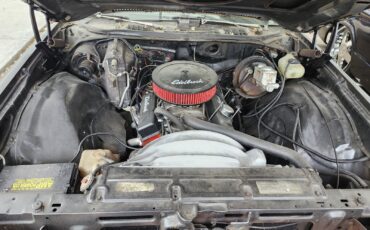 Chevrolet-Malibu-1975-Sedan-18