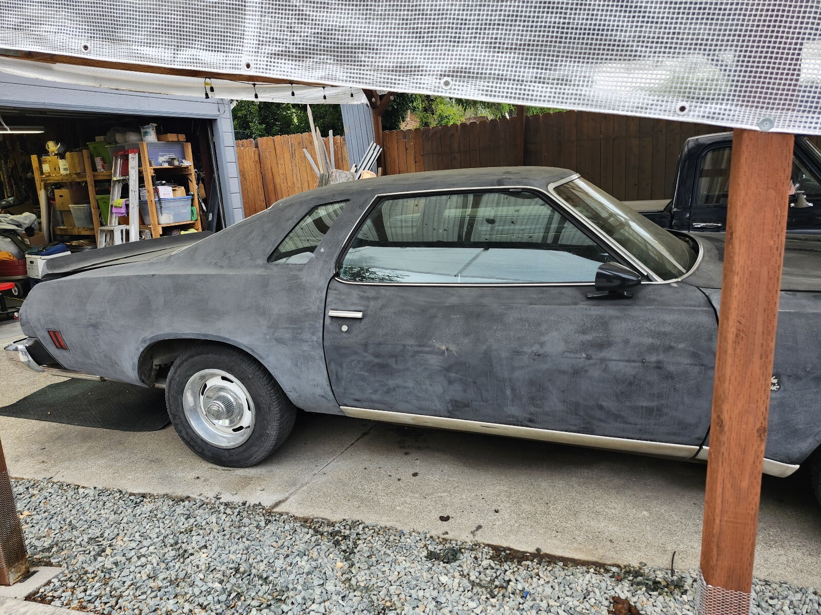 Chevrolet-Malibu-1975-Sedan-5