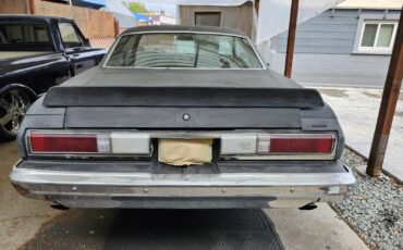 Chevrolet-Malibu-1975-Sedan-7