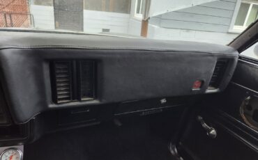 Chevrolet-Malibu-1975-Sedan-9