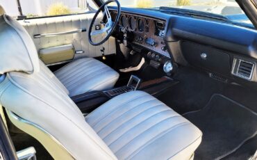 Chevrolet-Monte-Carlo-1972-Coupe-10