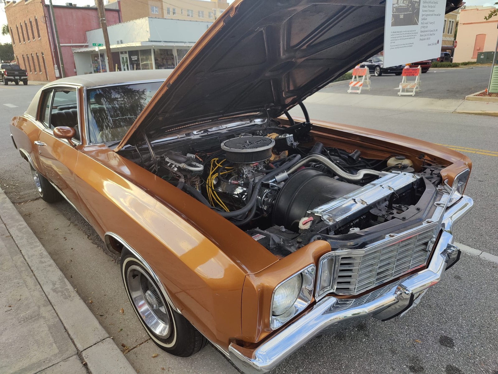 Chevrolet-Monte-Carlo-1972-Coupe-12