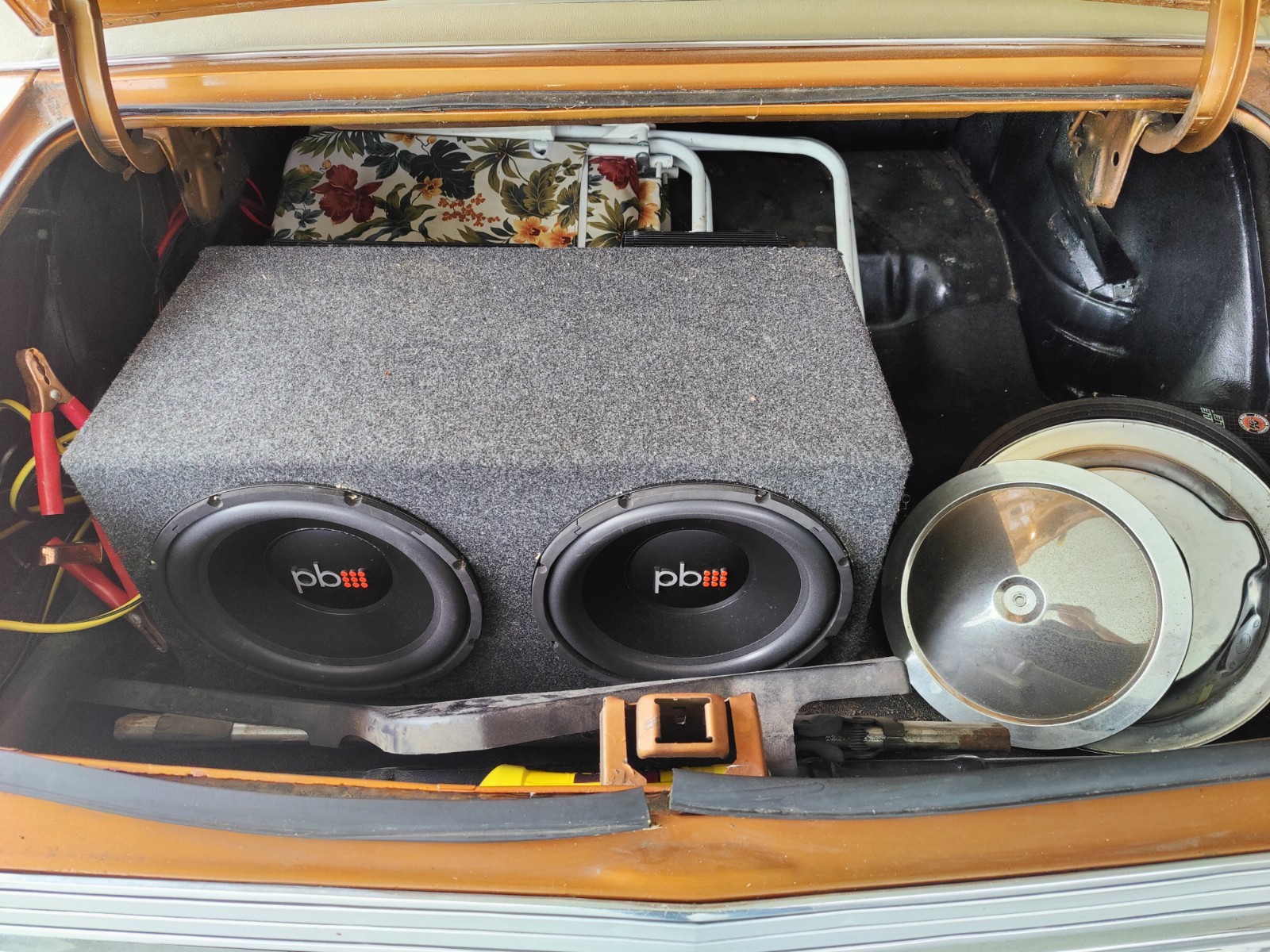 Chevrolet-Monte-Carlo-1972-Coupe-14