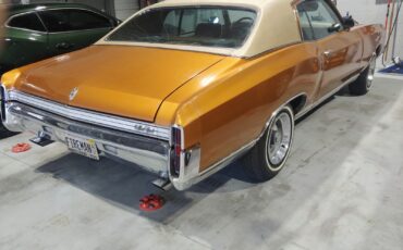 Chevrolet-Monte-Carlo-1972-Coupe-2