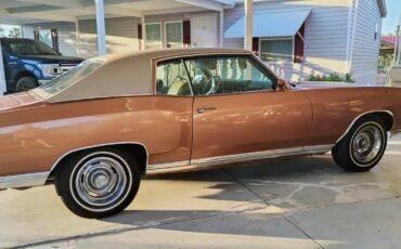 Chevrolet-Monte-Carlo-1972-Coupe-9