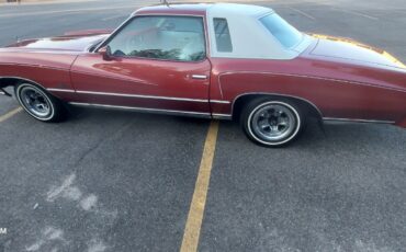 Chevrolet-Monte-Carlo-1977-Coupe-1