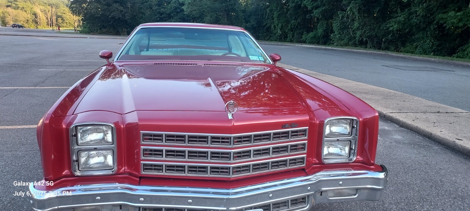 Chevrolet-Monte-Carlo-1977-Coupe-3