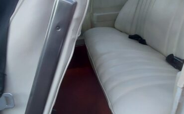 Chevrolet-Monte-Carlo-1977-Coupe-7