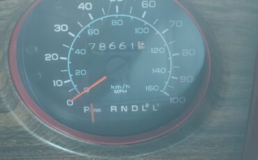 Chevrolet-Monte-Carlo-1977-Coupe-9