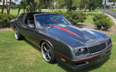 Chevrolet-Monte-Carlo-1987-1