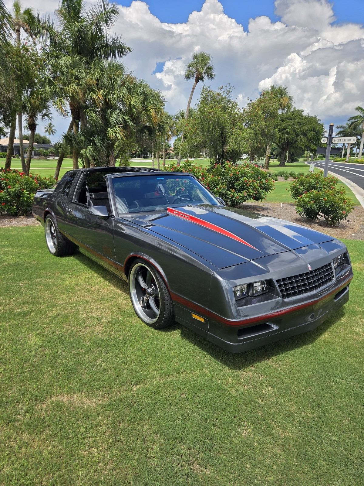 Chevrolet-Monte-Carlo-1987-1