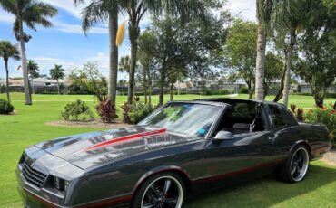 Chevrolet-Monte-Carlo-1987