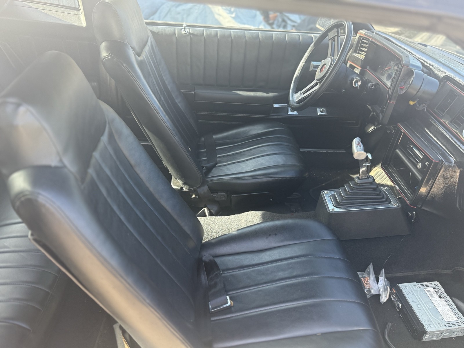 Chevrolet-Monte-Carlo-1987-6