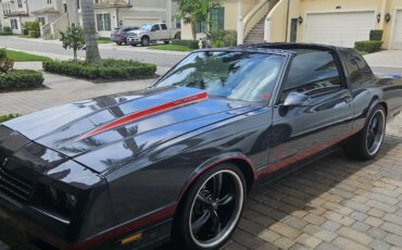 Chevrolet-Monte-Carlo-1987-6