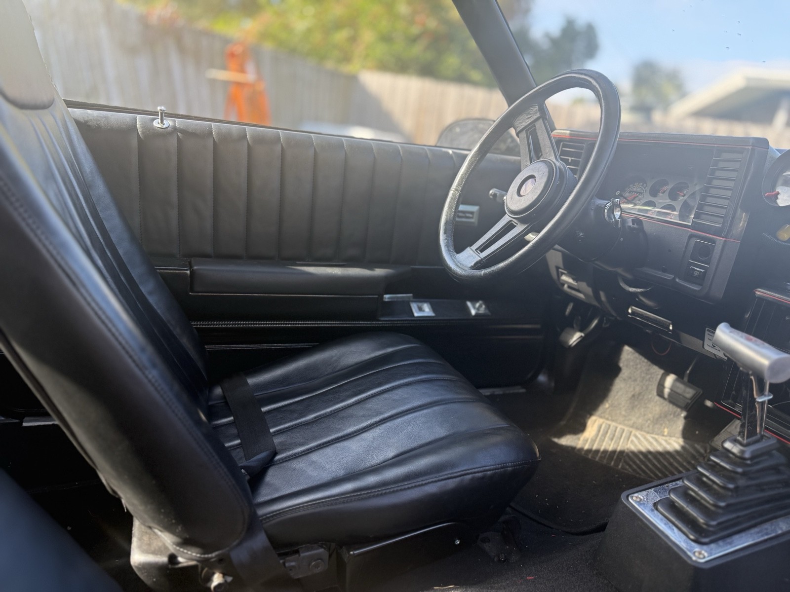 Chevrolet-Monte-Carlo-1987-7