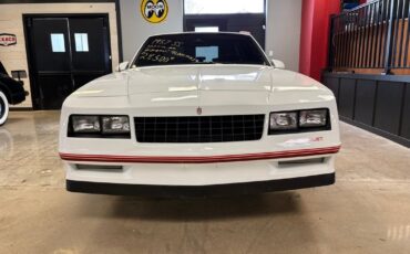 Chevrolet-Monte-Carlo-1987-Coupe-1