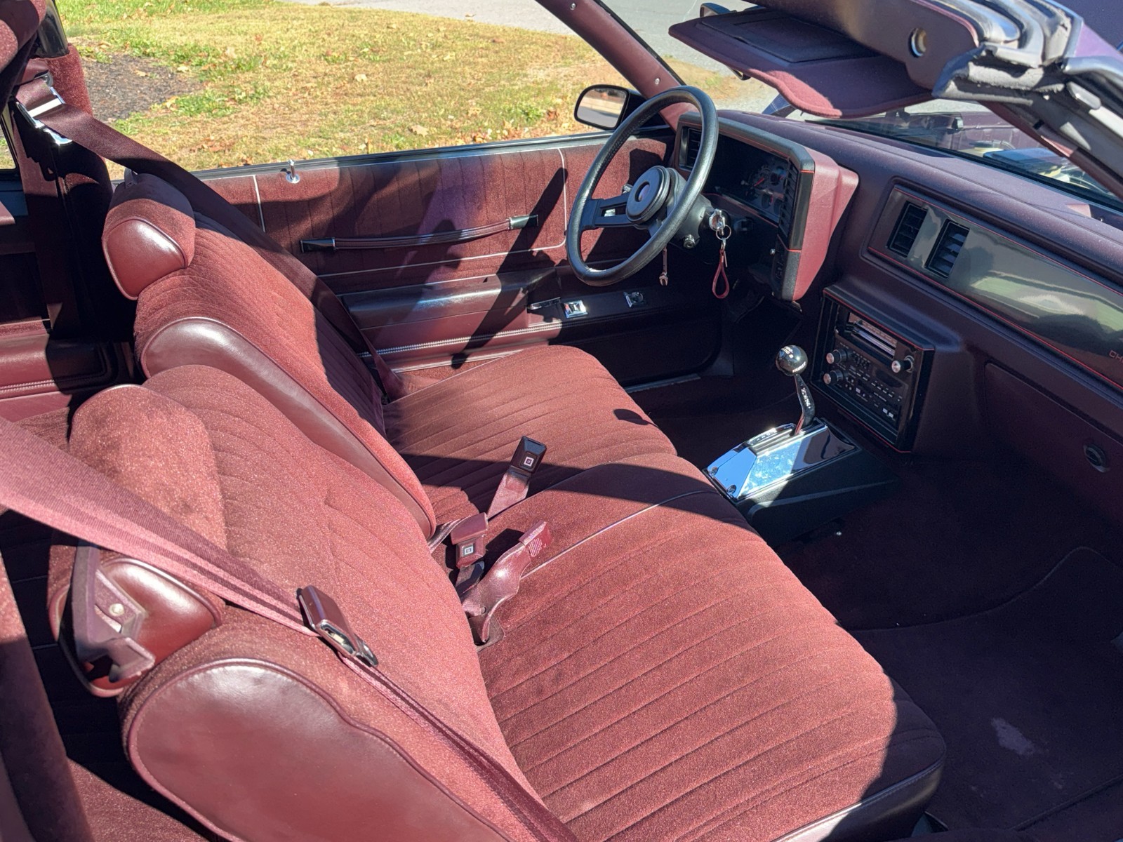 Chevrolet-Monte-Carlo-1987-Coupe-15