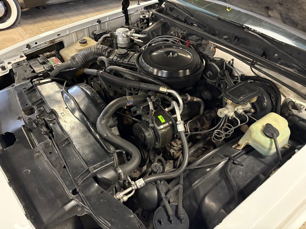 Chevrolet-Monte-Carlo-1987-Coupe-37