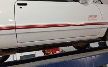 Chevrolet-Monte-Carlo-1987-Coupe-38