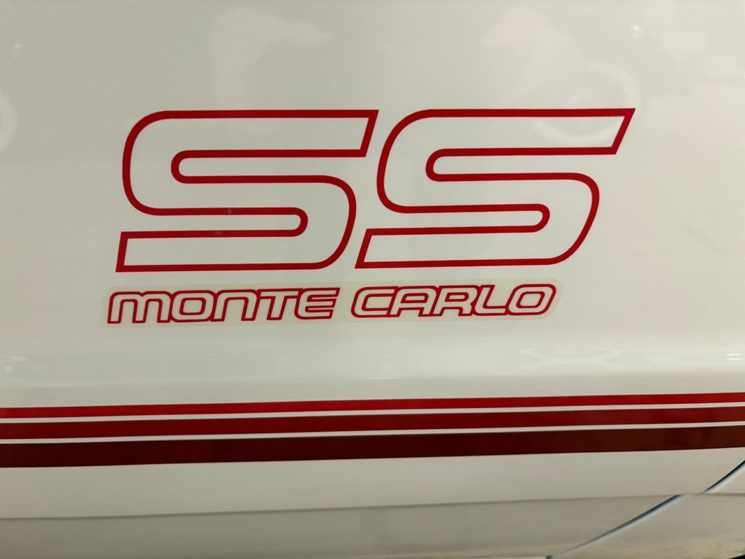 Chevrolet-Monte-Carlo-1987-Coupe-8