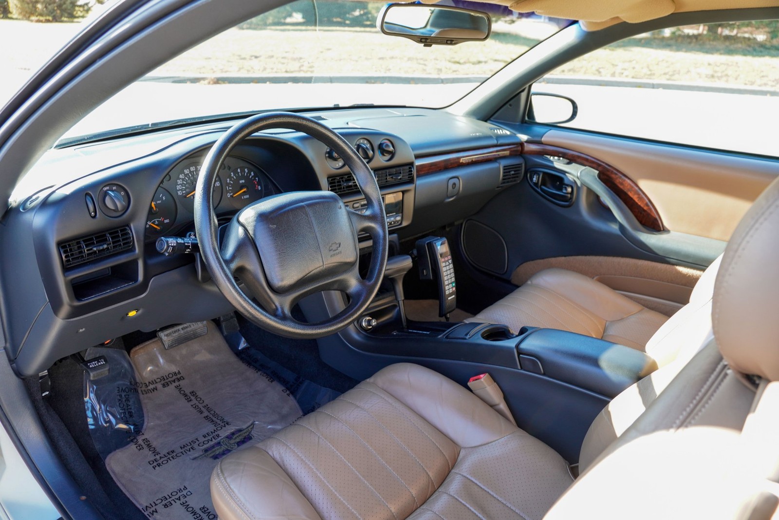 Chevrolet-Monte-Carlo-1995-Coupe-10