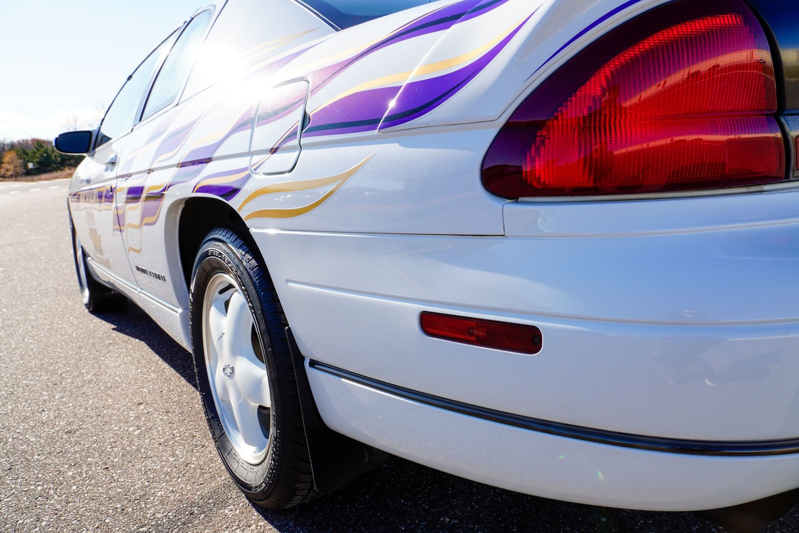 Chevrolet-Monte-Carlo-1995-Coupe-32