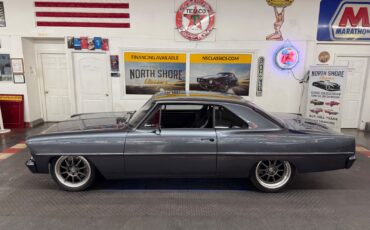 Chevrolet-Nova-1967-2-Door-4