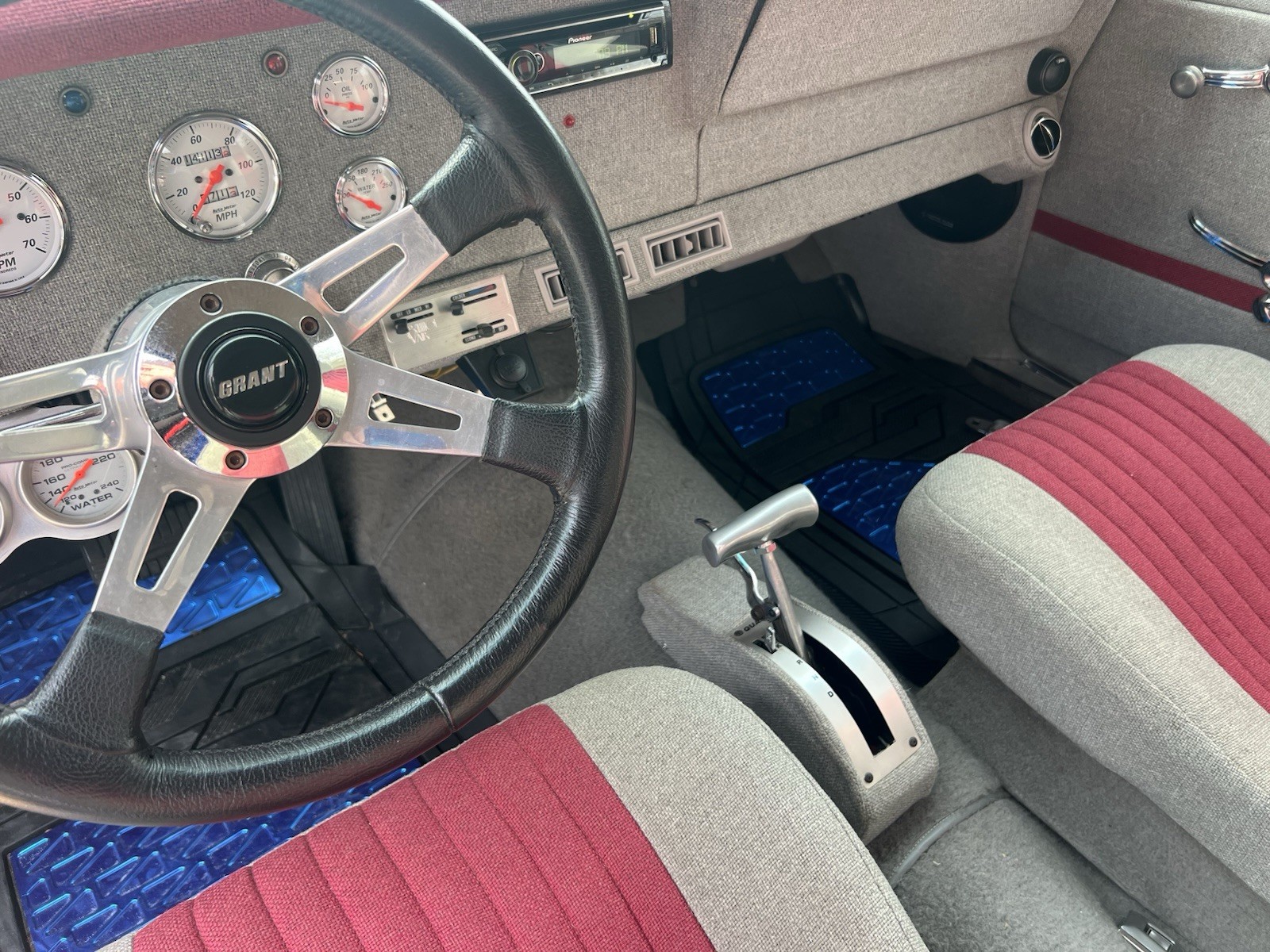 Chevrolet-Nova-1967-Sedan-13