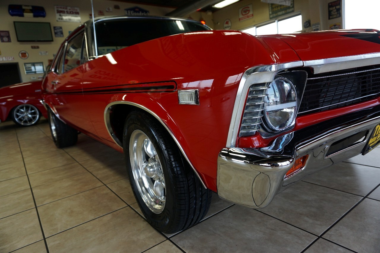 Chevrolet-Nova-1968-Classic-Car-12