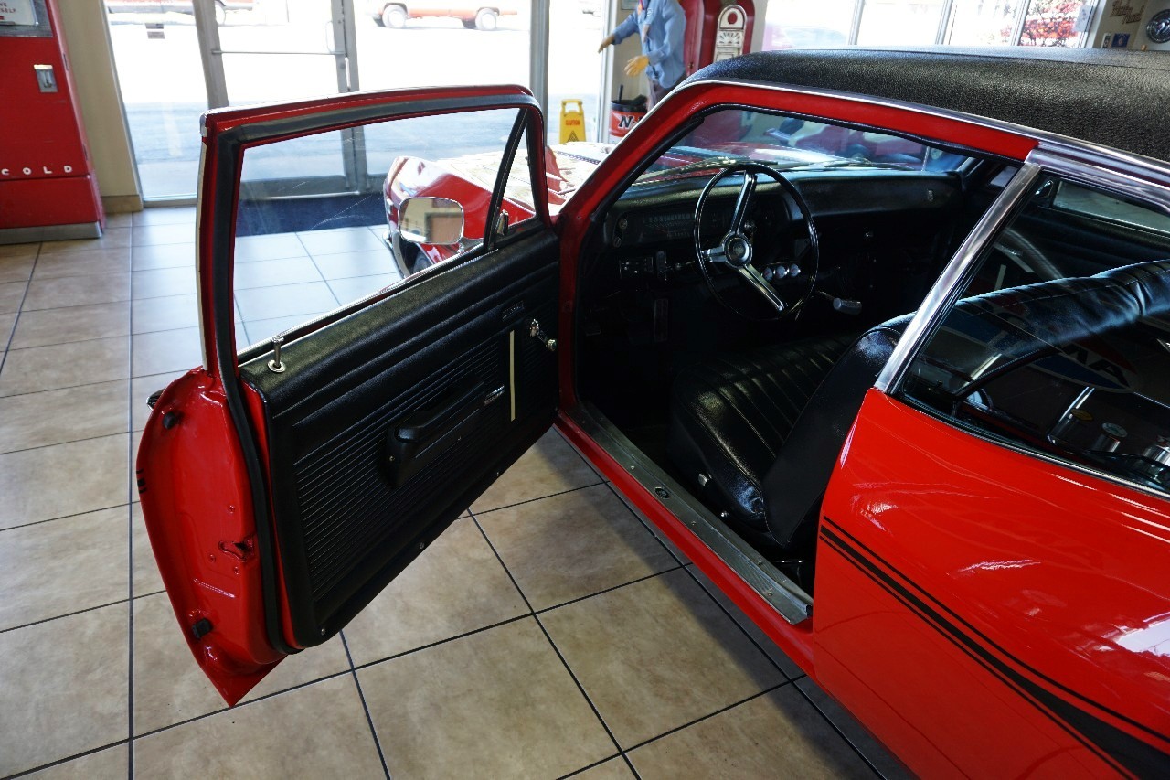 Chevrolet-Nova-1968-Classic-Car-19