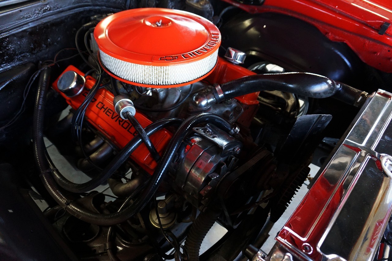 Chevrolet-Nova-1968-Classic-Car-32